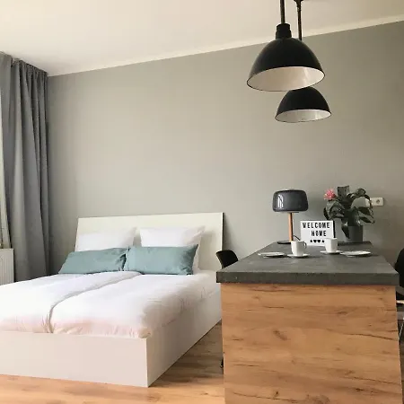 Apartment Charmantes Loft Mit Balkon