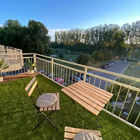 아파트 Charmantes Loft Mit Balkon 마그데부르크