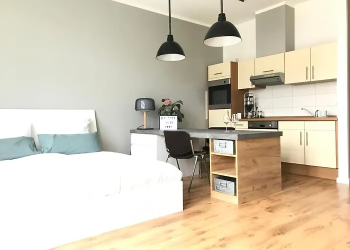 Charmantes Loft Mit Balkon 아파트 *